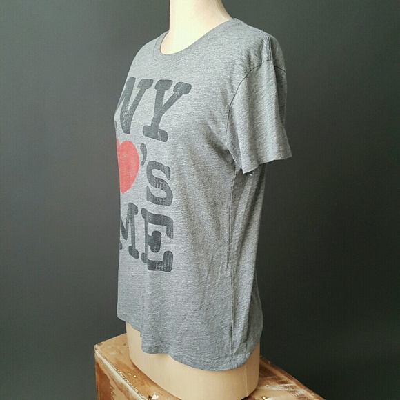 Local Celebrity NY ❤'s Me Unisex T-shirt sz. M - Picture 2 of 6